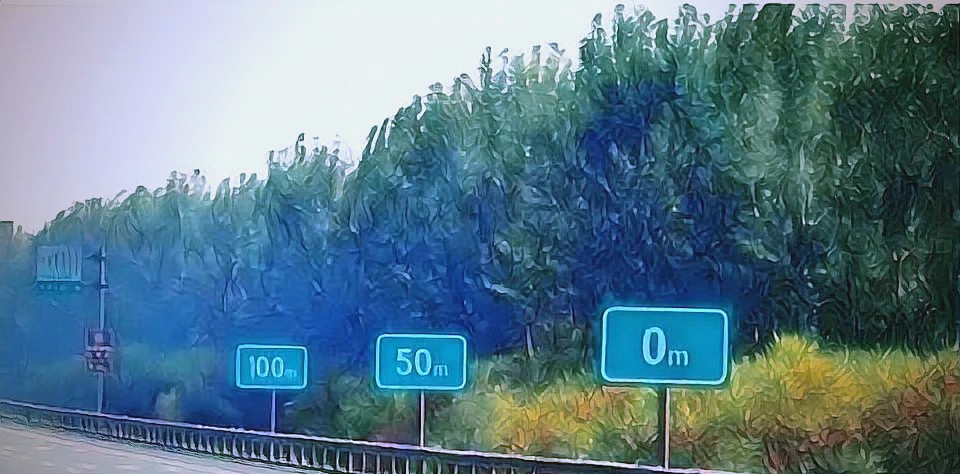 高速交通标志关乎驾驶安全,限速测速车距标志你得知道