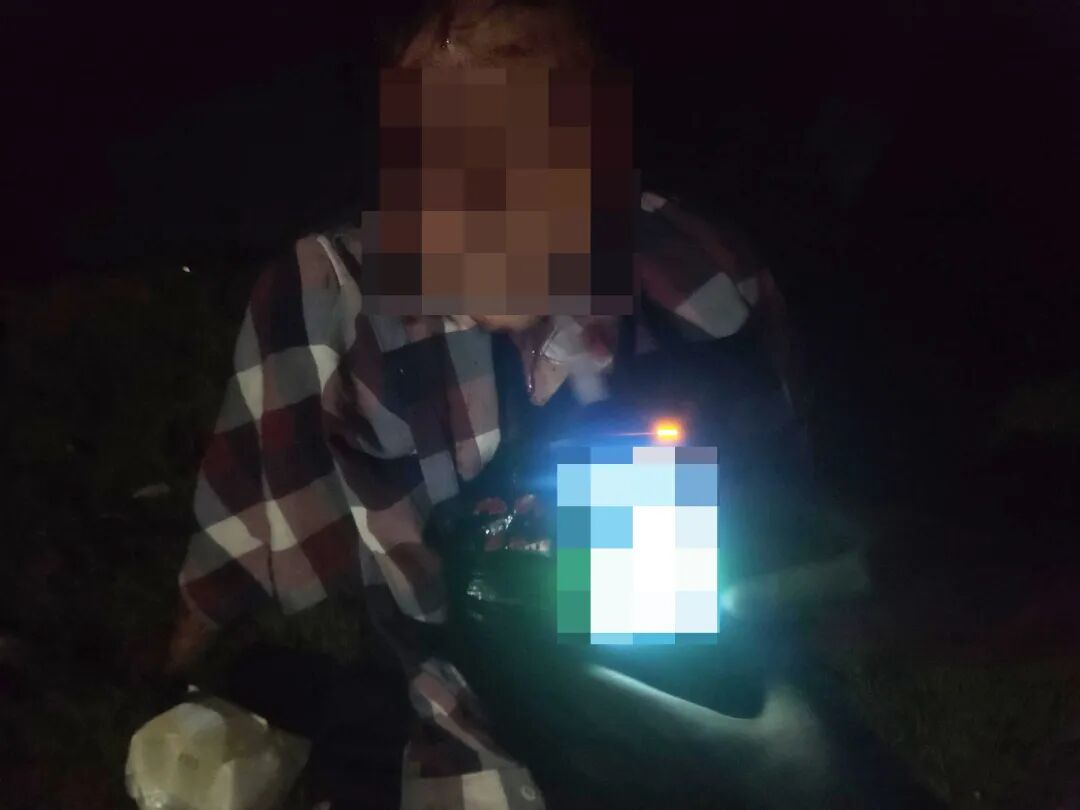 14岁骑车带人撞上半挂车,这些未成年人事故案例要警惕