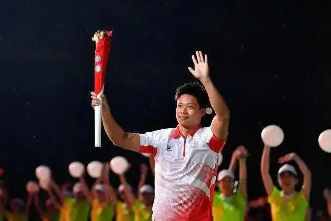 2026 米兰冬奥会圣火点燃,背后藏着跨越两千多年的故事