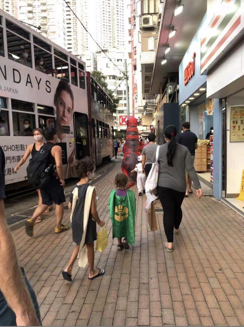 疫情下在港中企员工高康的纠结:妻女留港还是回沪?