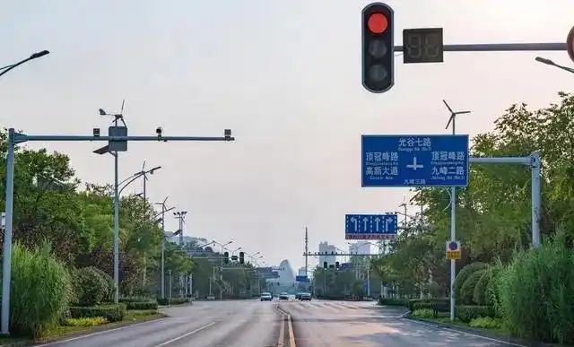 老司机头疼的高速区间测速，关乎安全与规则，你了解吗？