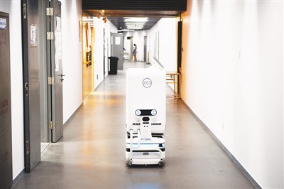 北京冬奥会测试活动:新技术亮相,冰球观赛体验升级