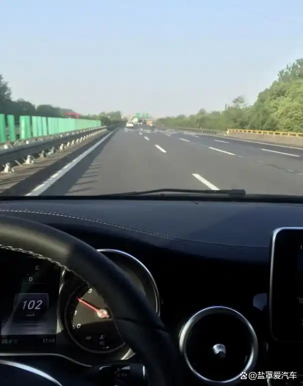 新手司机上高速必看！这些行驶规则和准备事项要牢记