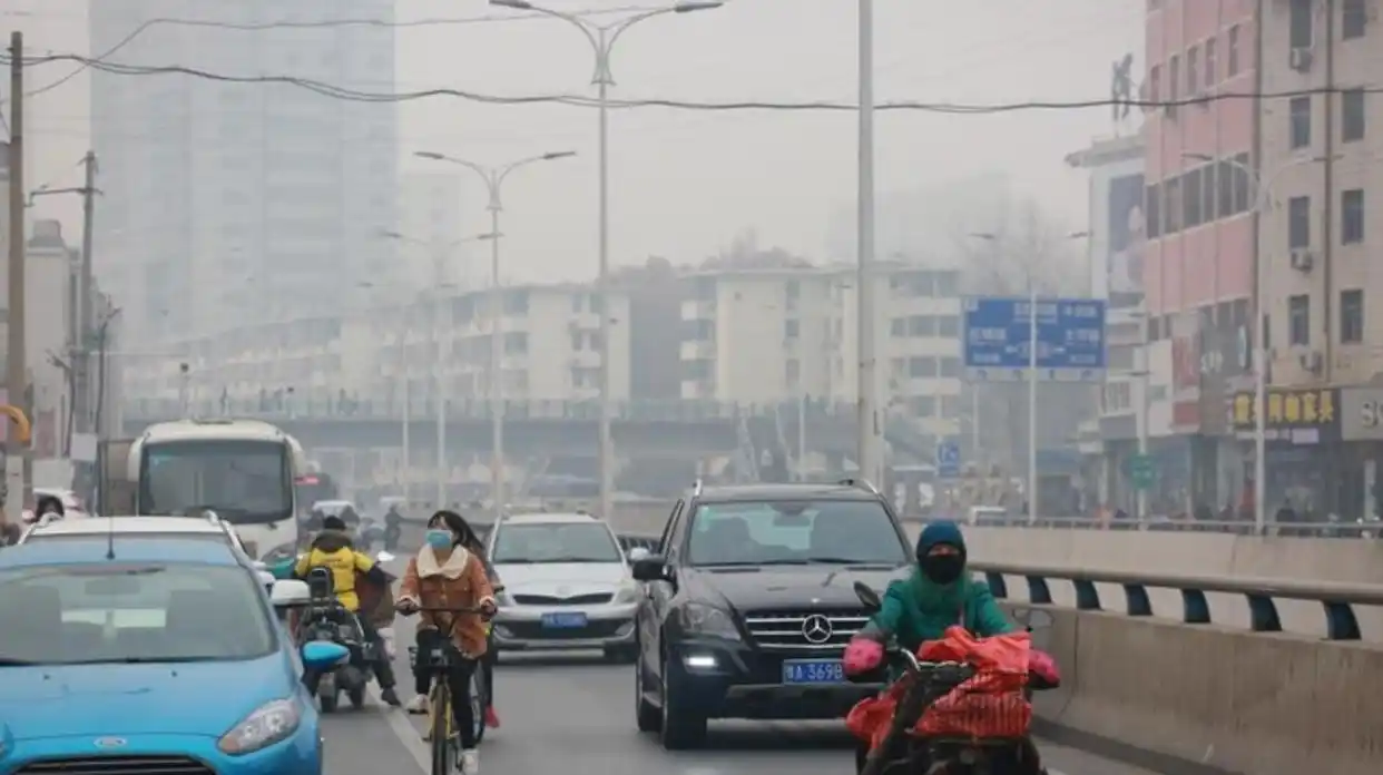 郑州限号带动多地限行，河南环保压力增大，治理效果待察