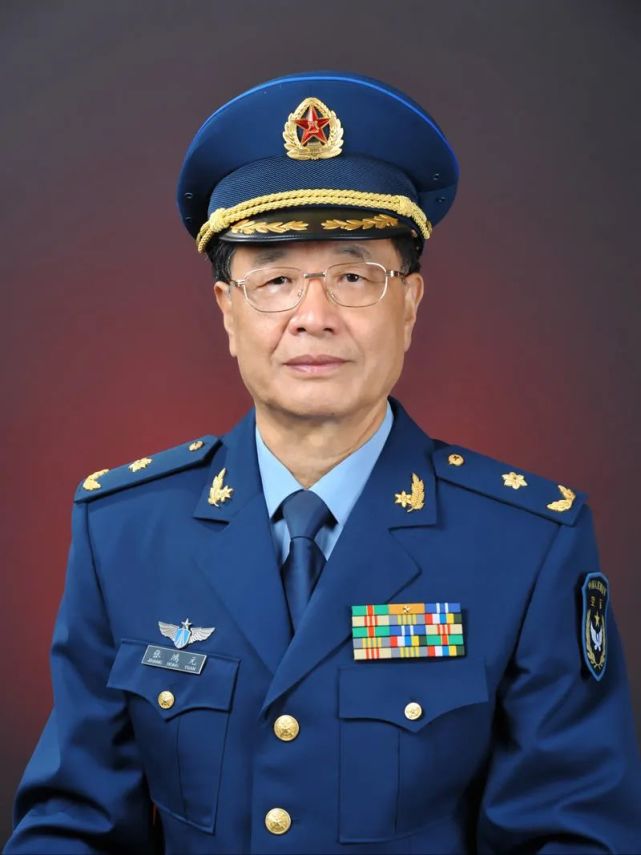 1977年恢复高考,他从知青到清华再成空军专家的传奇路