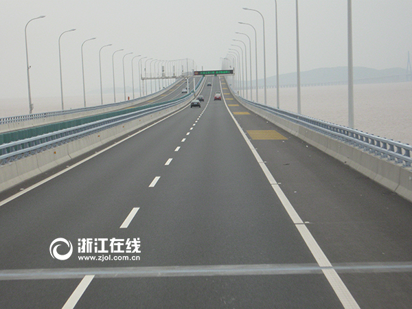 舟山跨海大桥2.jpg