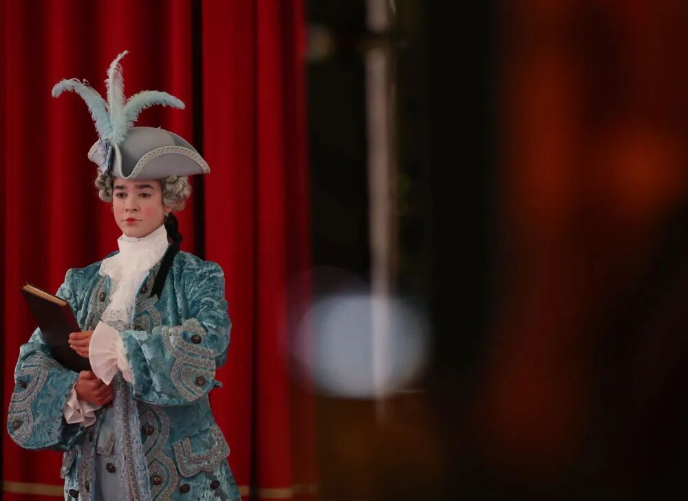 米兰冬奥会闭幕式精彩瞬间:志愿者致谢与各代表团入场等